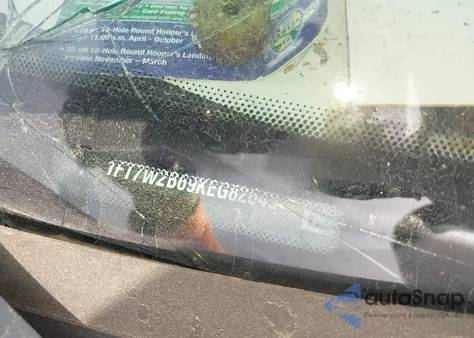 2019 Ford F-250 Lariat z USA, uszkodzony, nr VIN 1FT7W2B69KEG82649